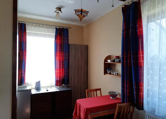 Wakacyjny * レバル